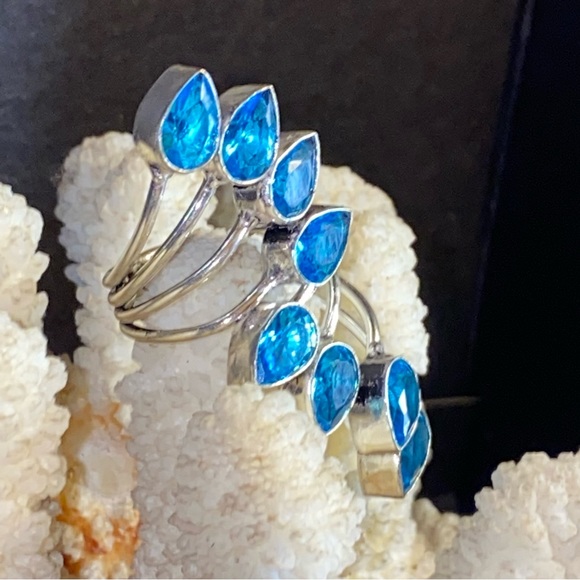 Blue Topaz multi-gem handcrafted adjustable ring - Picture 3 of 7